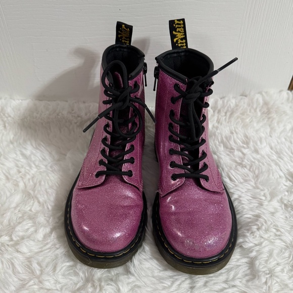 Dr. Martens Pink Patent Leather Combat Boots Size 2 - Picture 12 of 16